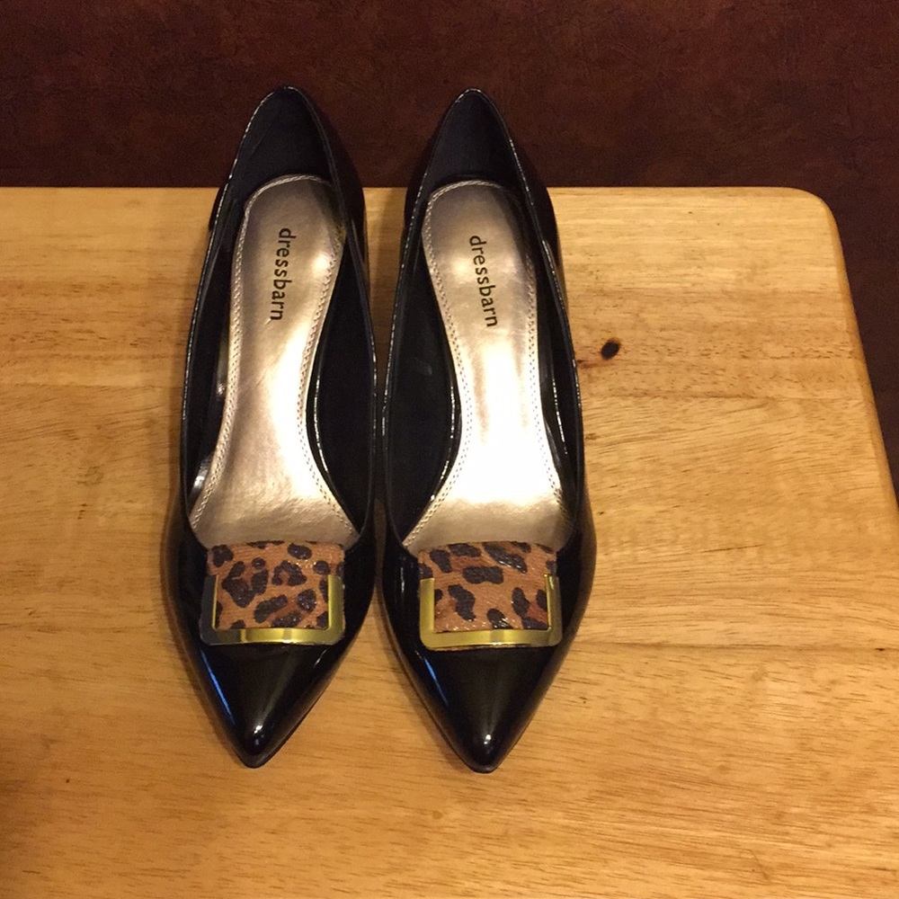 Patent black leopard clip